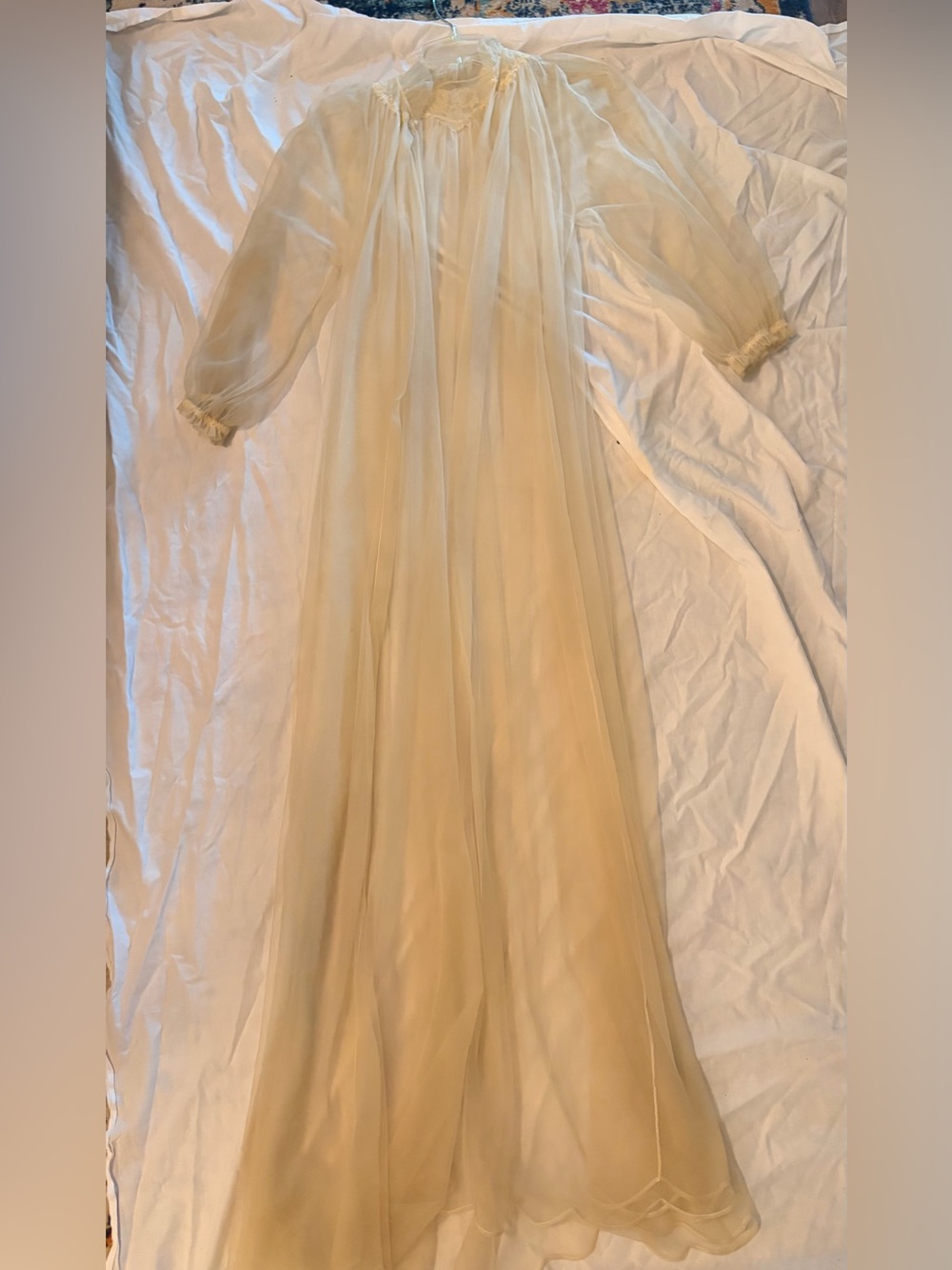 Vintage 1950s Sheer Long Ivory Tulle Robe with Billowy Sleeves - Picture 10 of 13